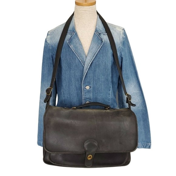 Coach Vintage 80s Genuine Black Distressed Leather Metropolitan Messenger Bag - Picture 2 of 9